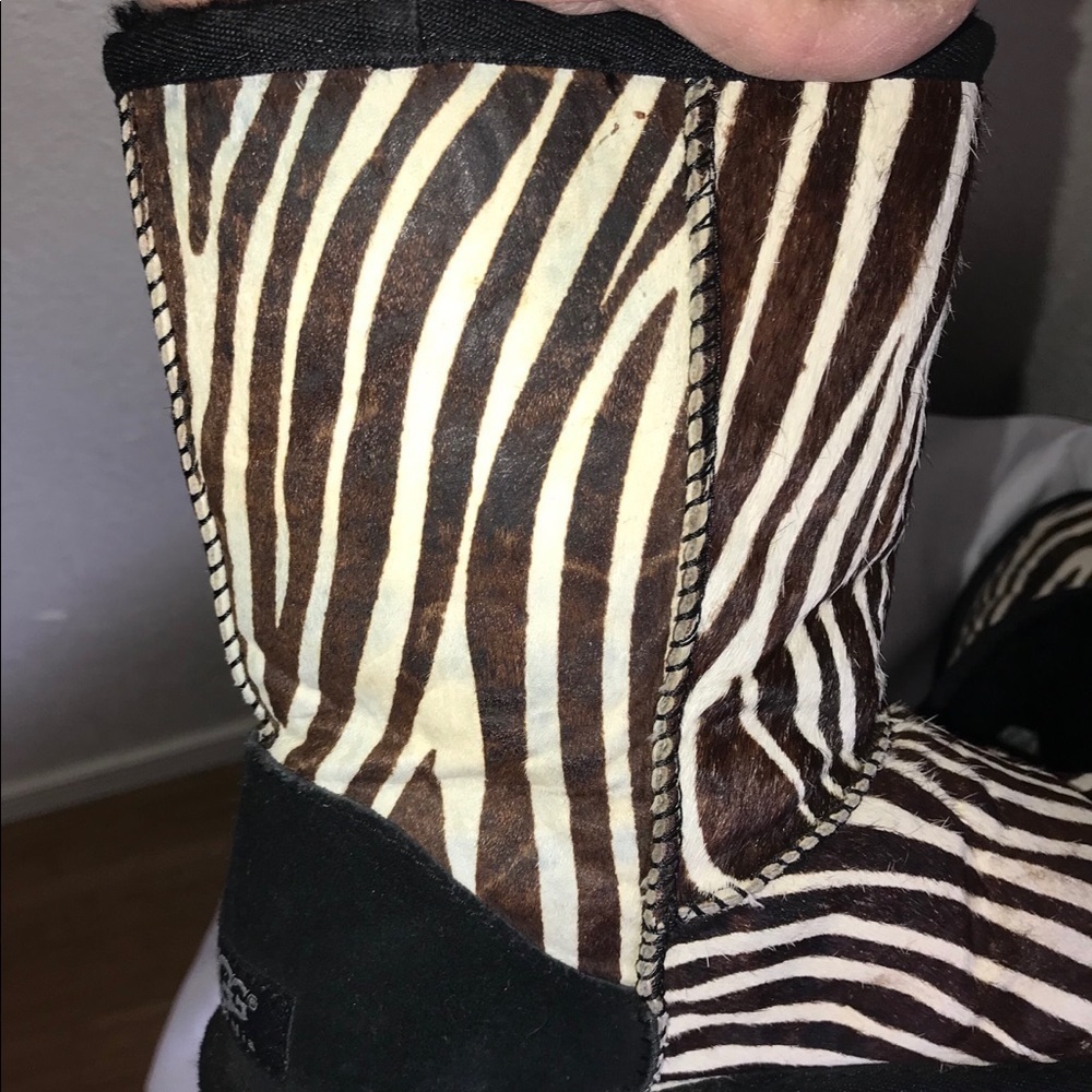 UGG Short Exotic Zebra print pony hair boots. Size 6 GUC - Picture 11 of 12